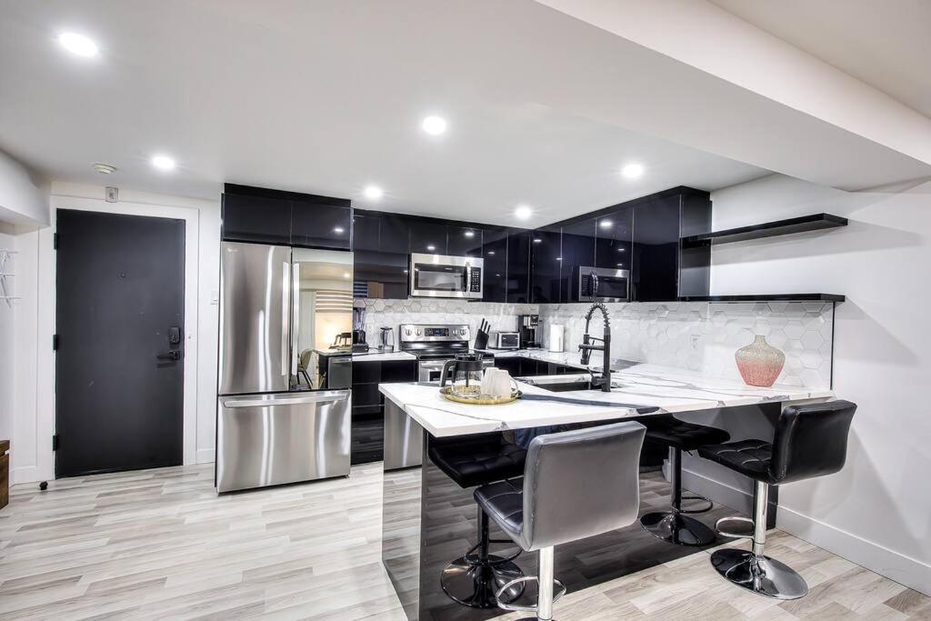 Ndg Dreams! New & Modern 3Br Easy City Life Montreal Luaran gambar