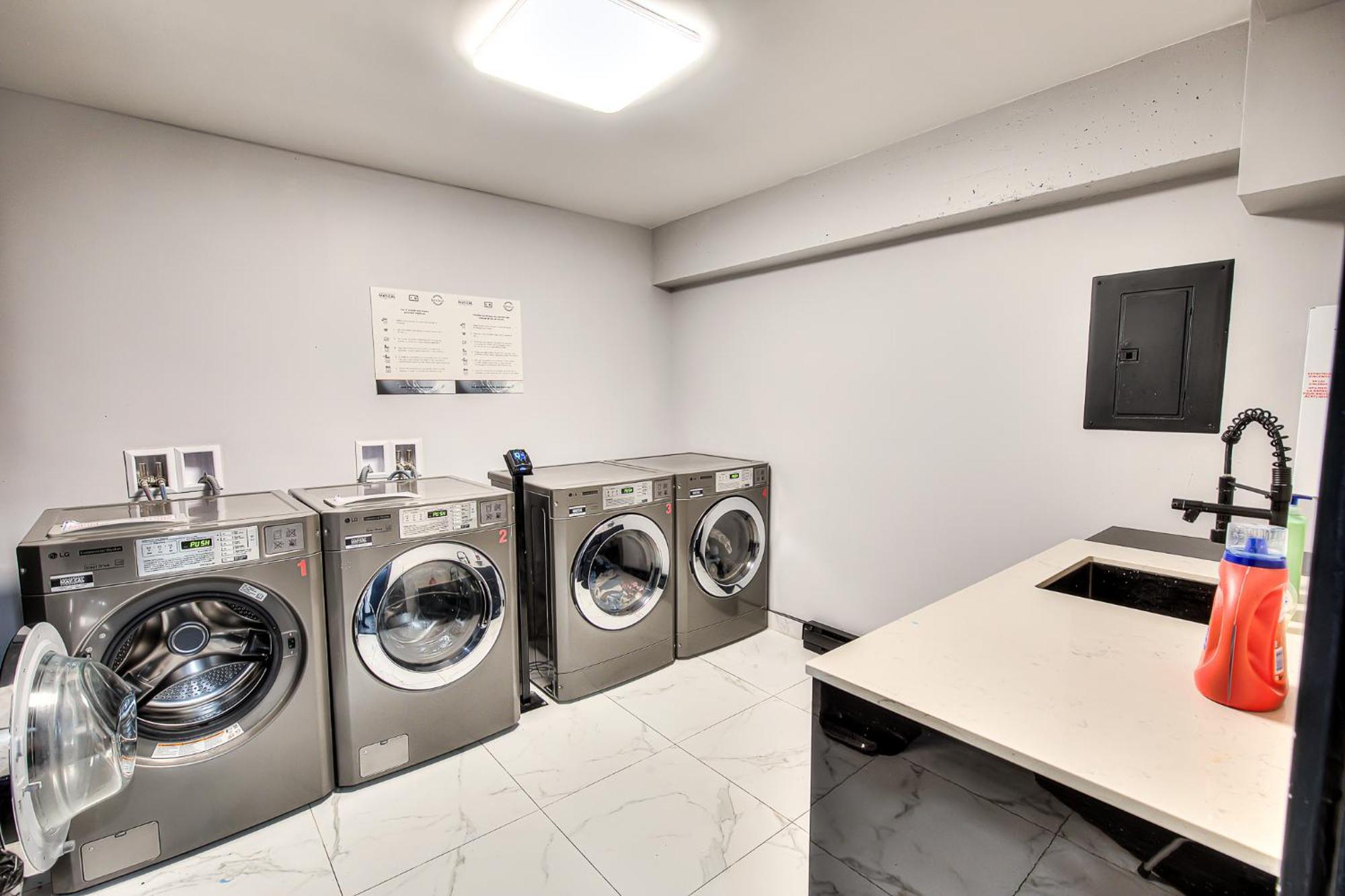 Ndg Dreams! New & Modern 3Br Easy City Life Montreal Luaran gambar