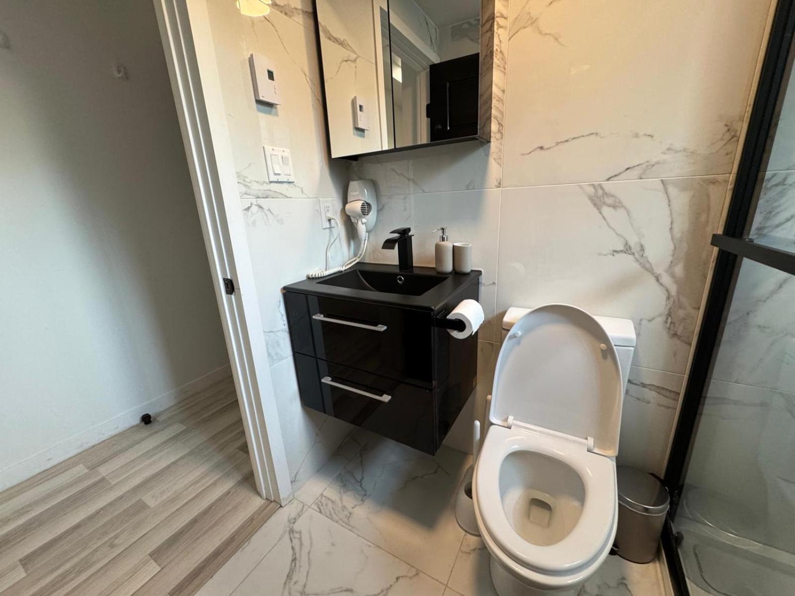 Ndg Dreams! New & Modern 3Br Easy City Life Montreal Luaran gambar